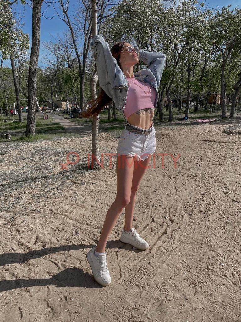 Путана Бритни Интимсити