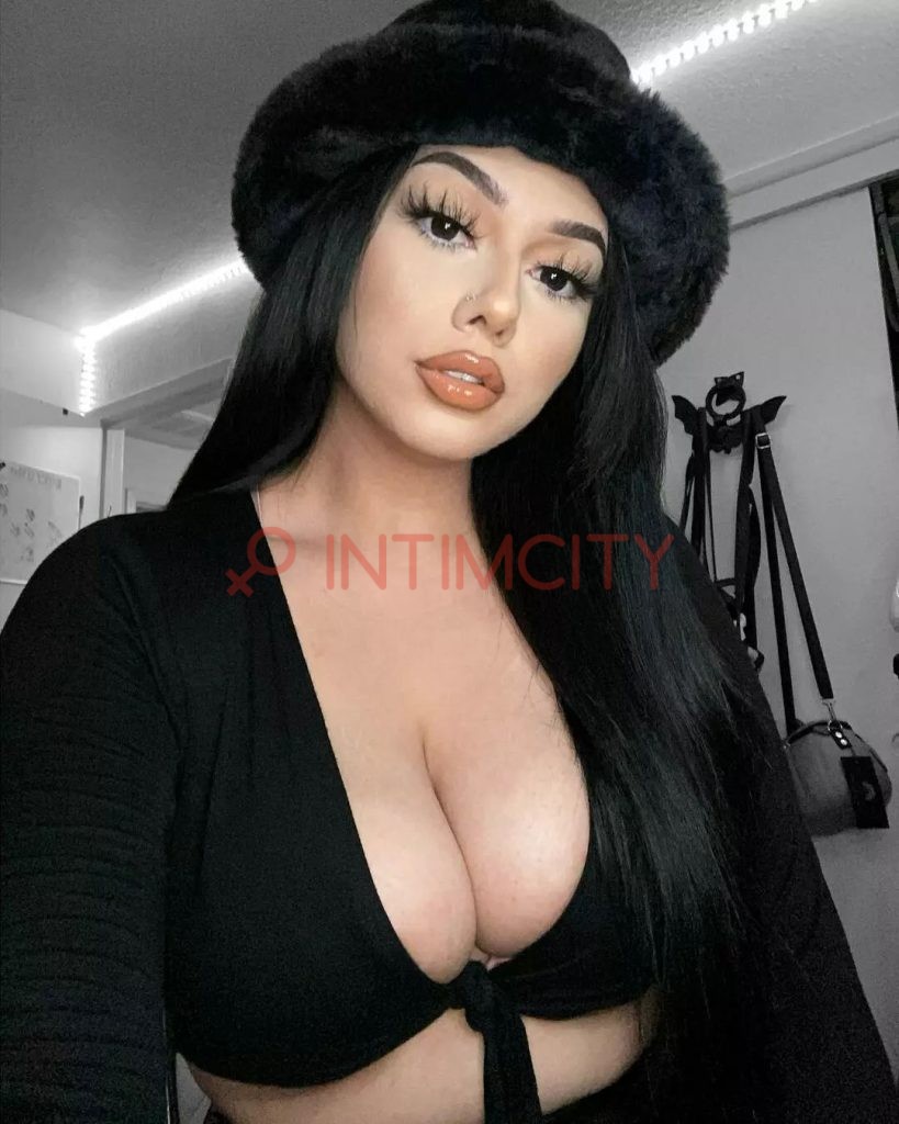 Индивидуалка Трейси Интимсити