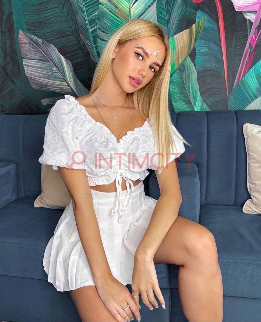Индивидуалка Арина Интимсити