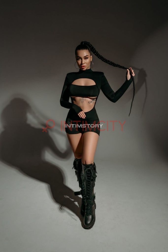 Элитная проститутка Бэтти Интимсити