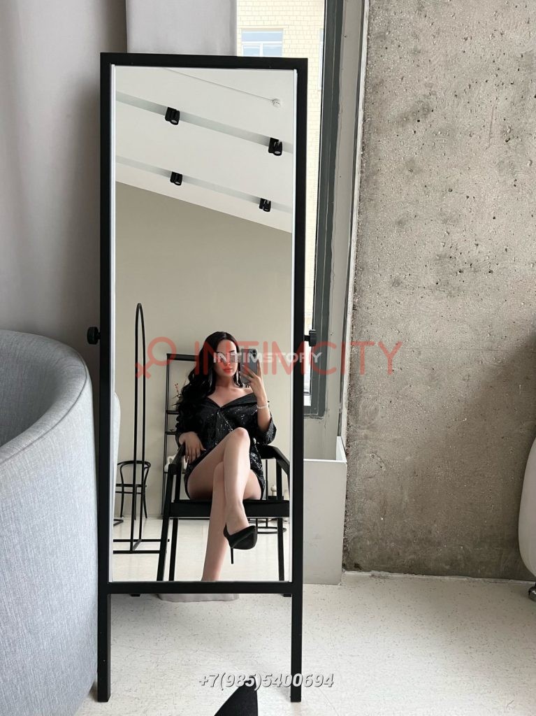 Путана Вика Интимсити