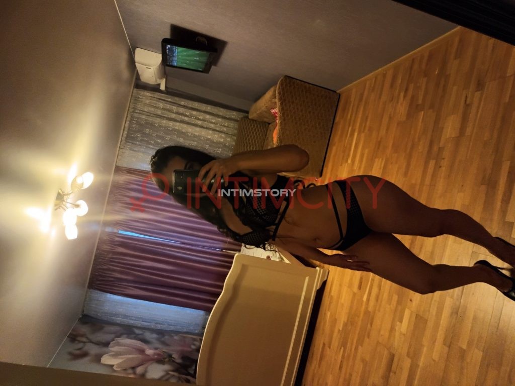 Путана Лейла Интимсити