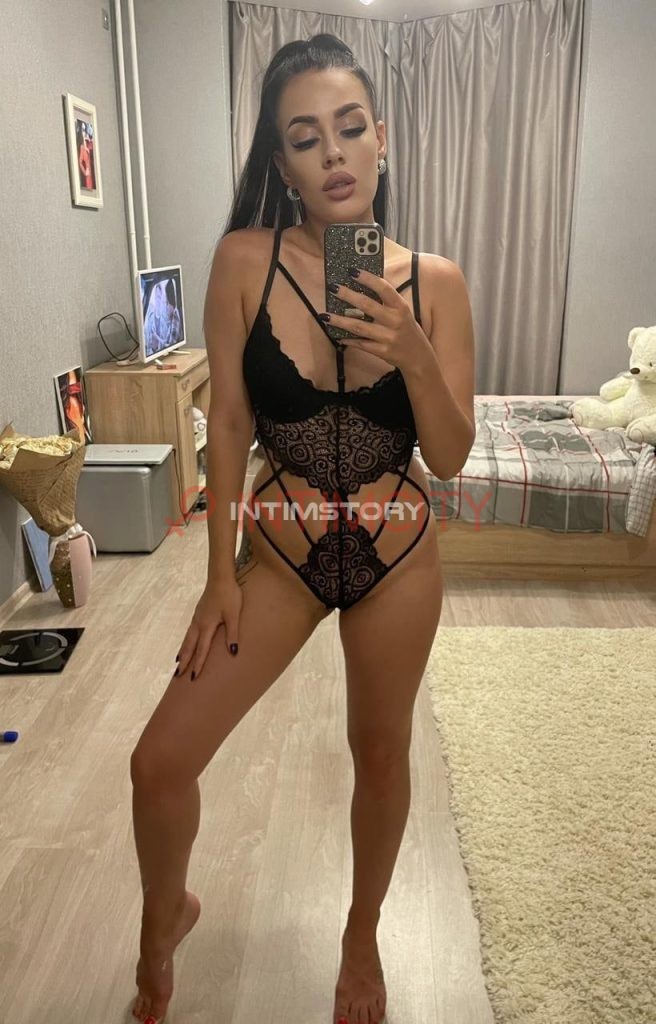 Эскортница Николь Интимсити