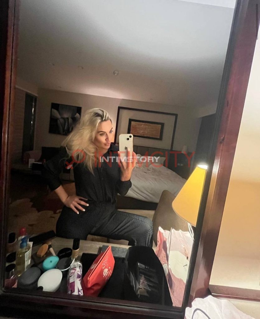 Эскортница Александра IntimCity