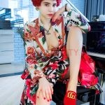 Эскортница Тигренок сосет писю Интимсити