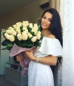 Эскортница Лена Интимсити