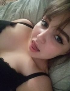 Эскортница Ярина IntimCity