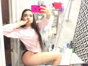 Эскортница Лаки Интимсити