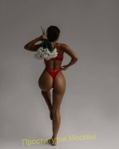 Эскортница Лолочка IntimCity