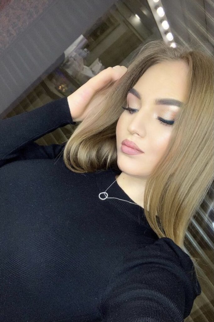 Шлюха 🎥 Зая Интимсити