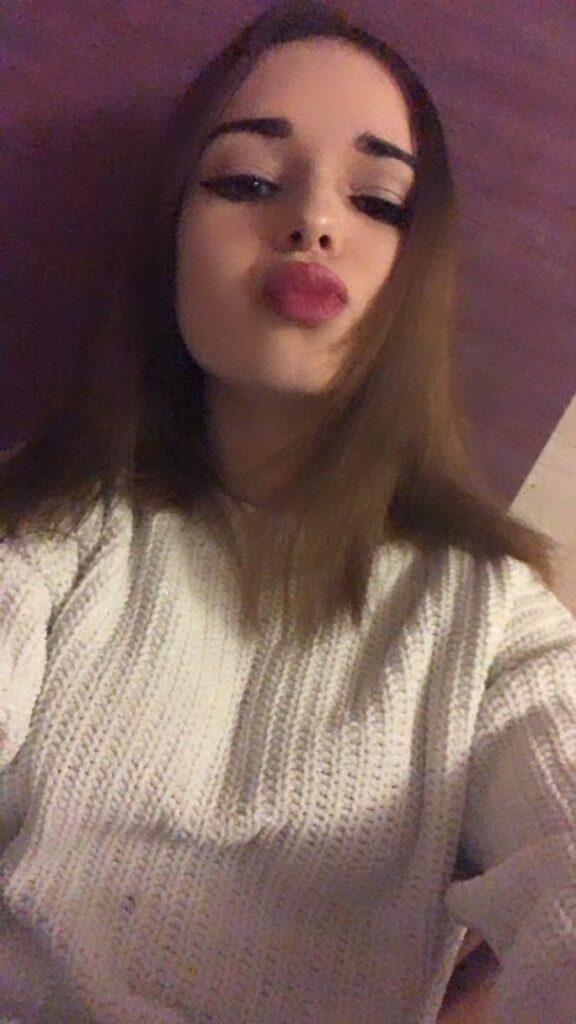 Путана Оксанка IntimCity