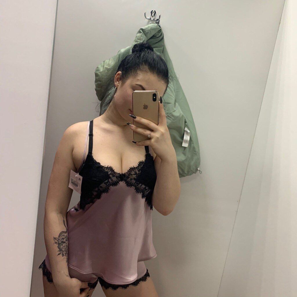 Индивидуалка Молли Интимсити