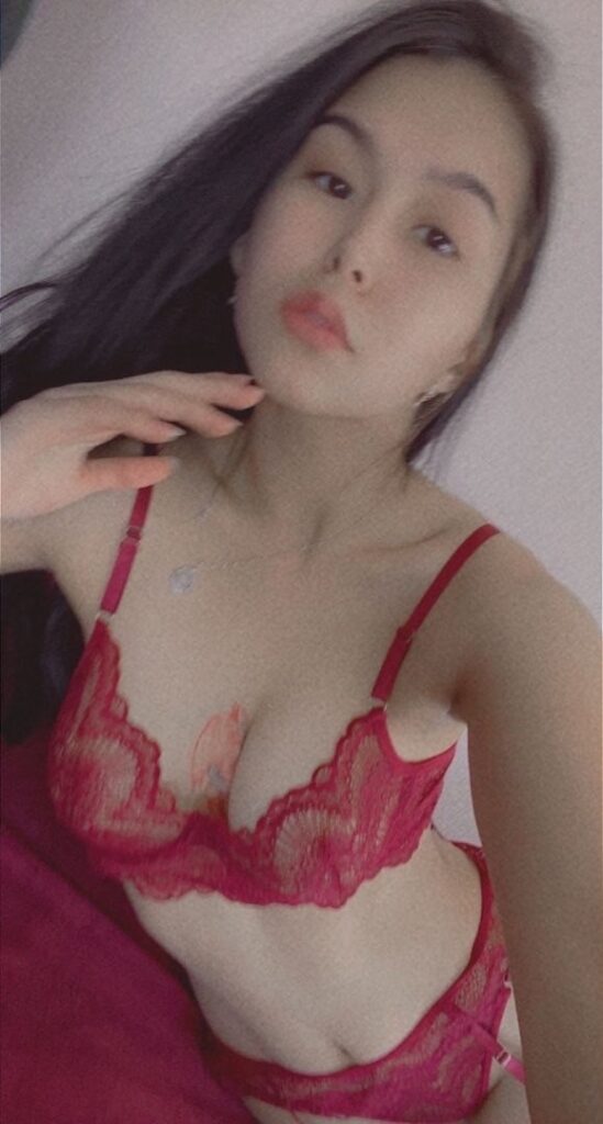 Элитная проститутка Лина IntimCity