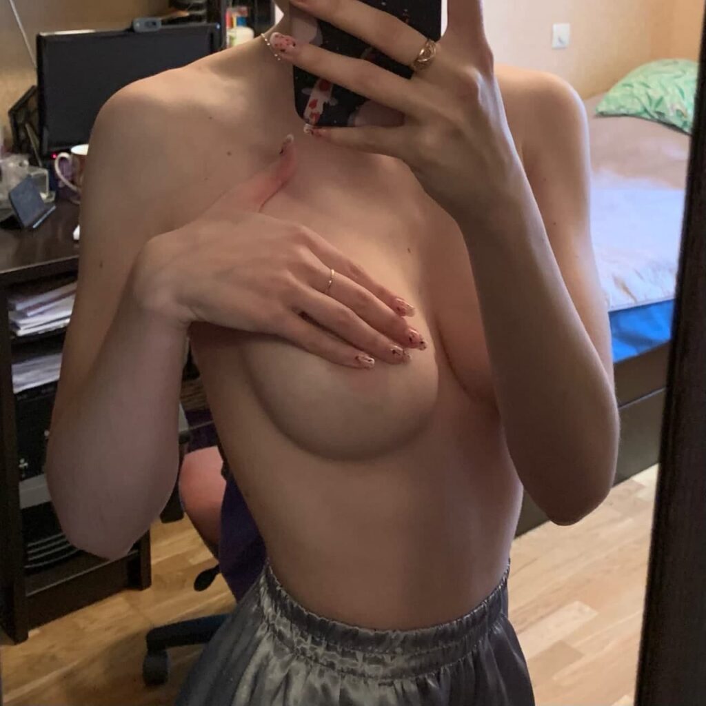 Эскортница Виктория IntimCity