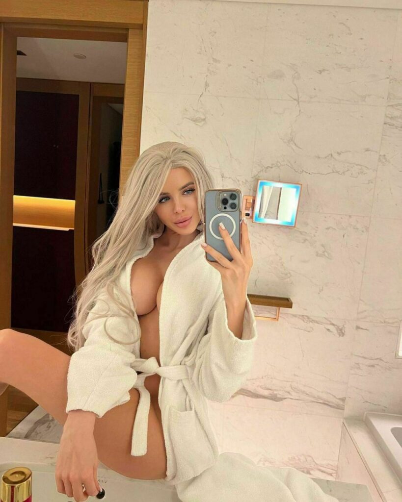 Эскортница Лора Интимсити