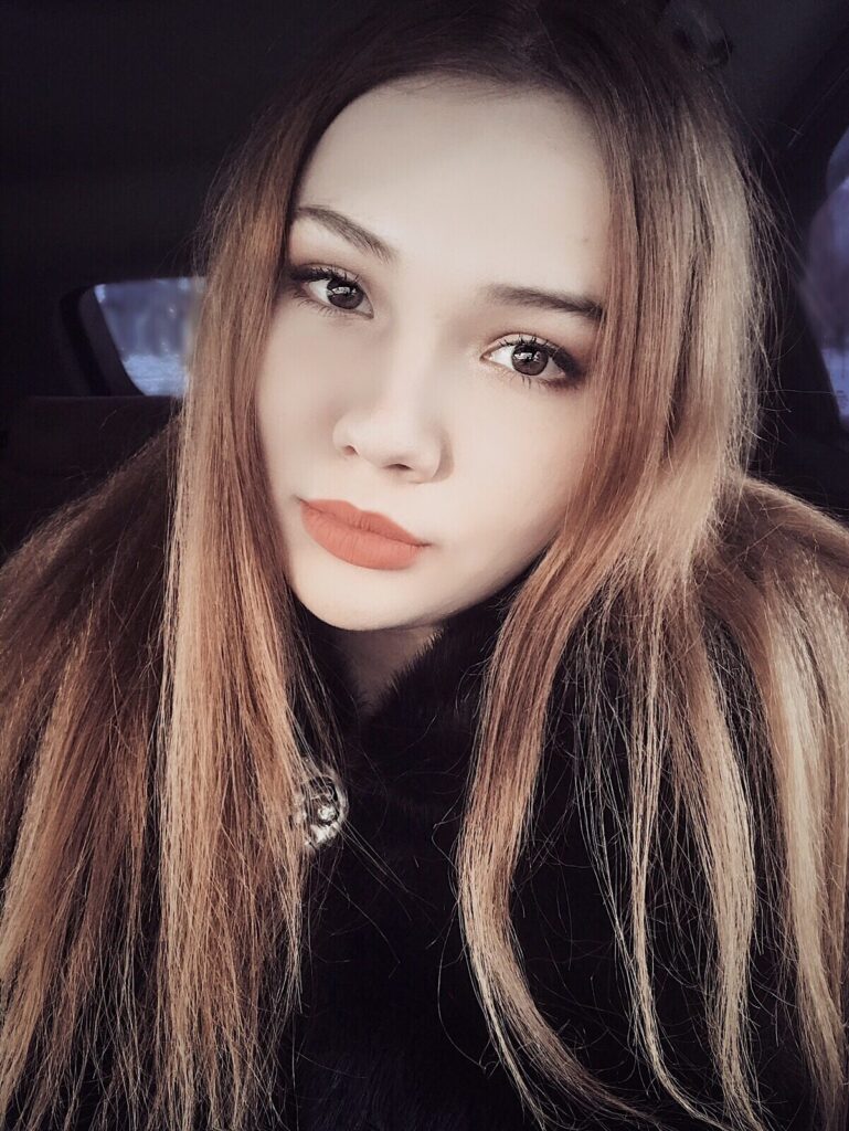 Эскортница Алина IntimCity