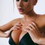 Элитная проститутка НАТА Интимсити