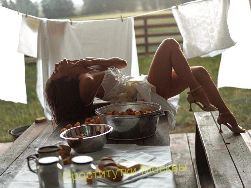 Элитная проститутка Шарлотта IntimCity